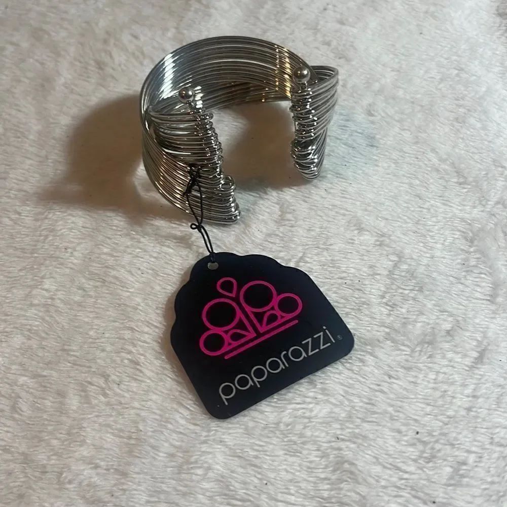 NWT Paparazzi bracelet